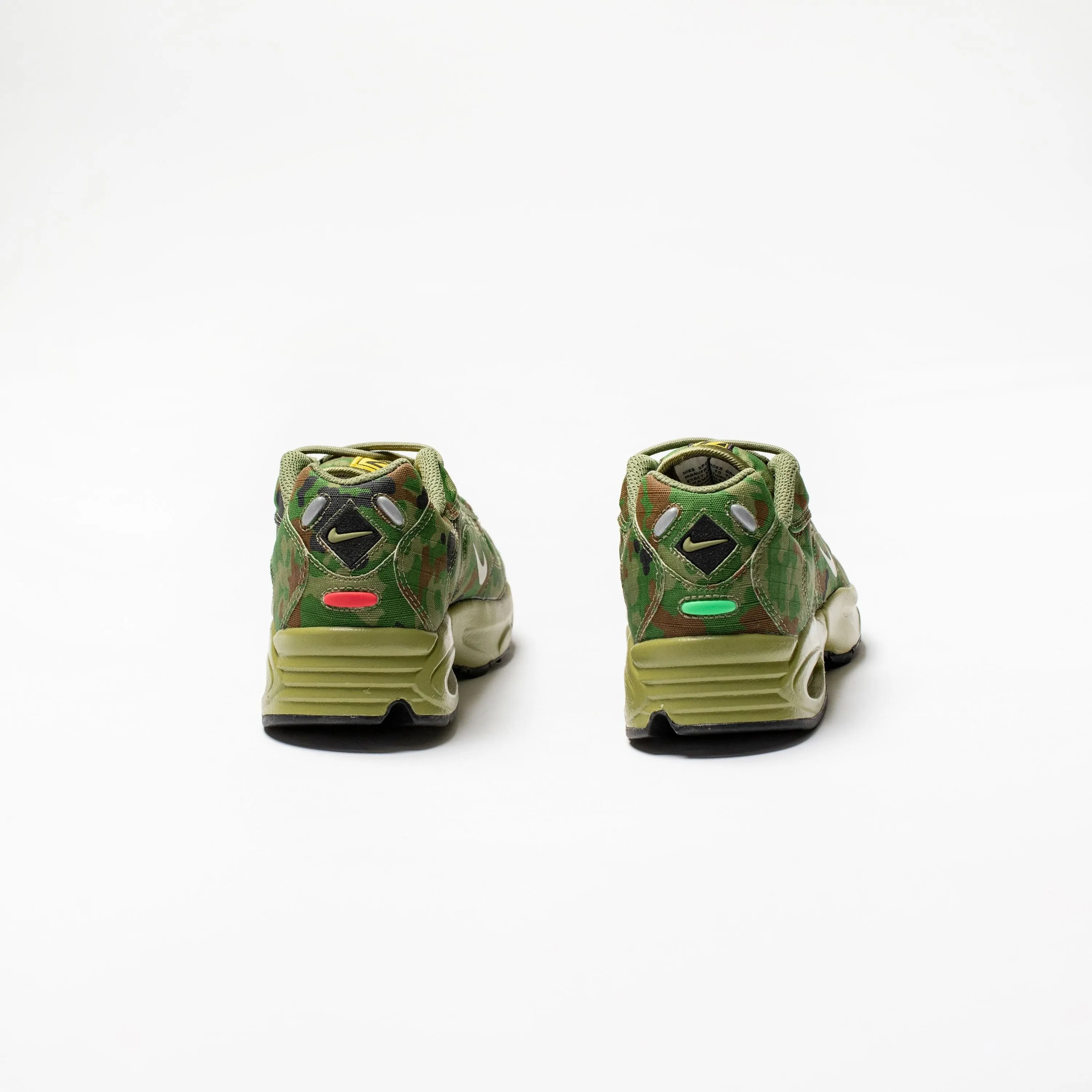 Air Max Triax 96 Sp Mens Running Shoe - Safari/Thermal Green/Light Chocolate/Black