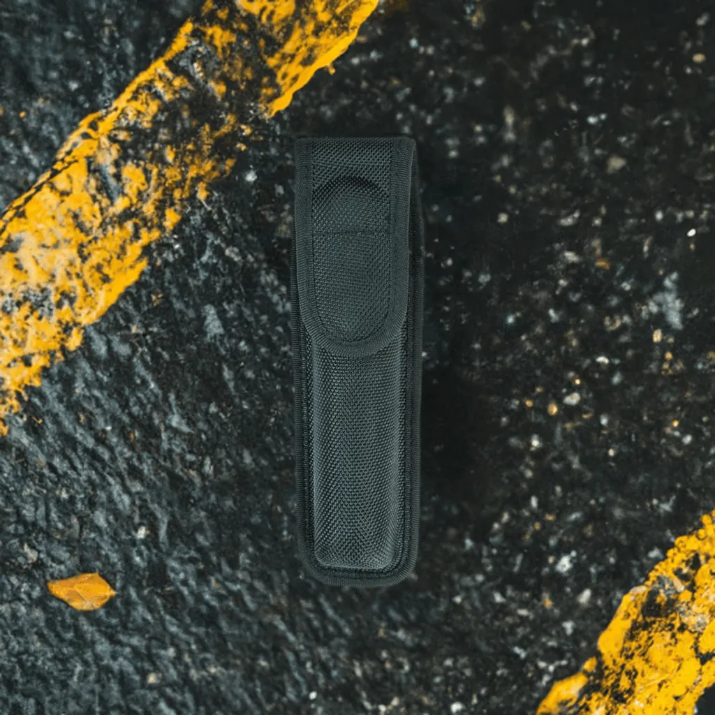 Hero's Pride Medium Closed Light Holder